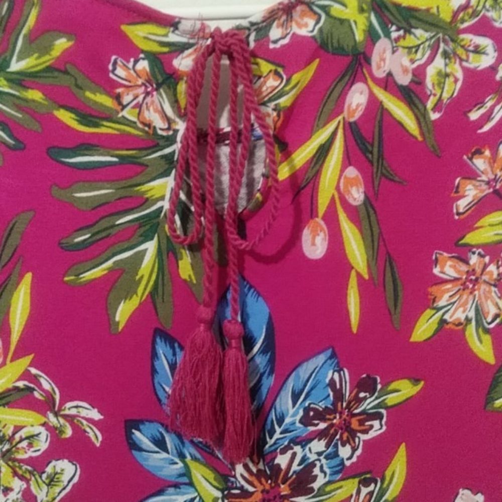 🔥Sale🔥Time and True Women's floral tank top - Picture 6 of 7